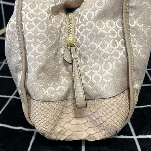 🏆COACH Phoebe Pearlescent Khaki Logo Fabric Embossed Leather Trim - Picture 4 of 11